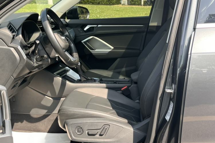 Used Audi Q3 2020 35 TFSI Ambition Style Edition Left Front Seat