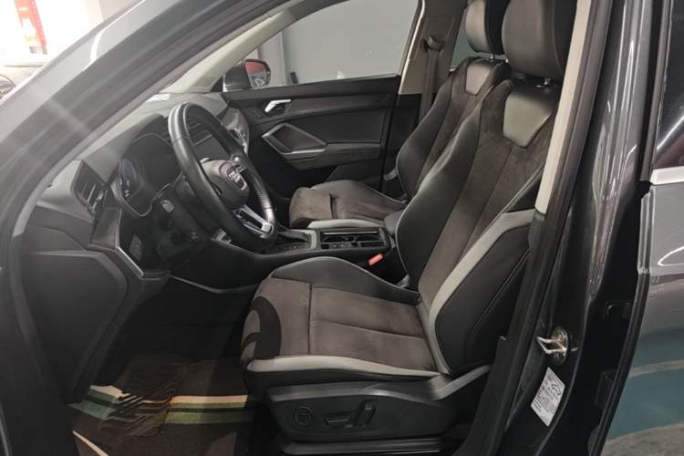Used Audi Q3 2020 35 TFSI Ambition Dynamic Edition Left Front Seat