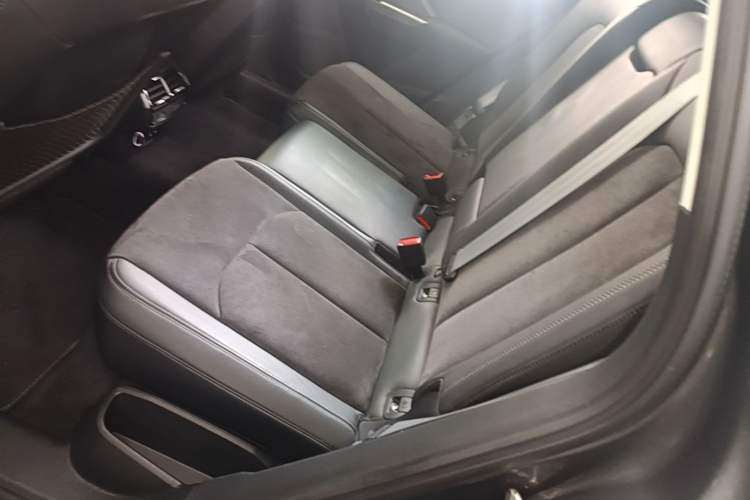 Used Audi Q3 2020 35 TFSI Fashion Dynamic Model Left Rear Seat
