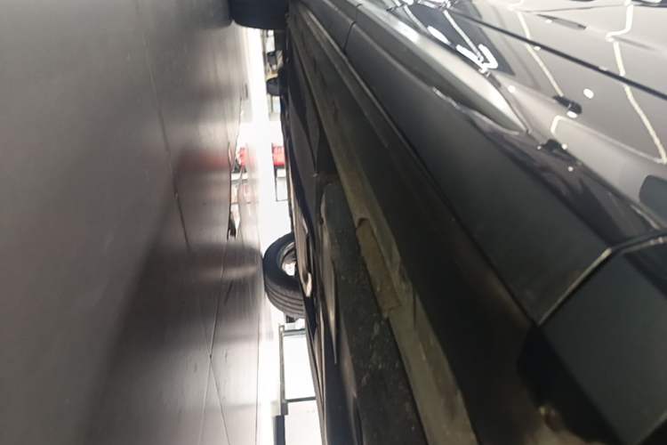 Used Audi Q3 2020 35 TFSI Fashion Dynamic Model Left Side Sill