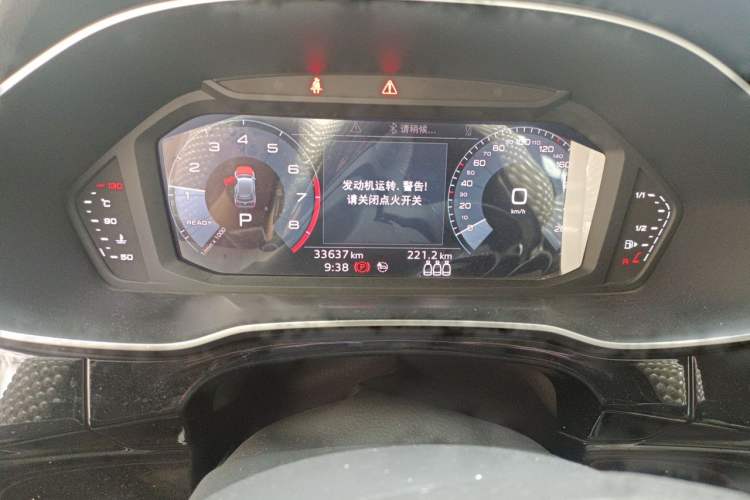 Used Audi Q3 2020 35 TFSI Fashion Dynamic Model Odometer Close Up