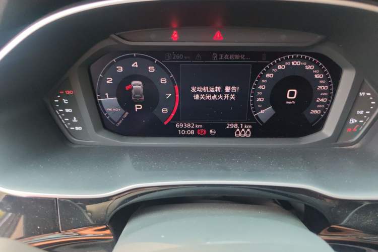 Used Audi Q3 2020 35 TFSI Fashion Dynamic Model Odometer Close Up