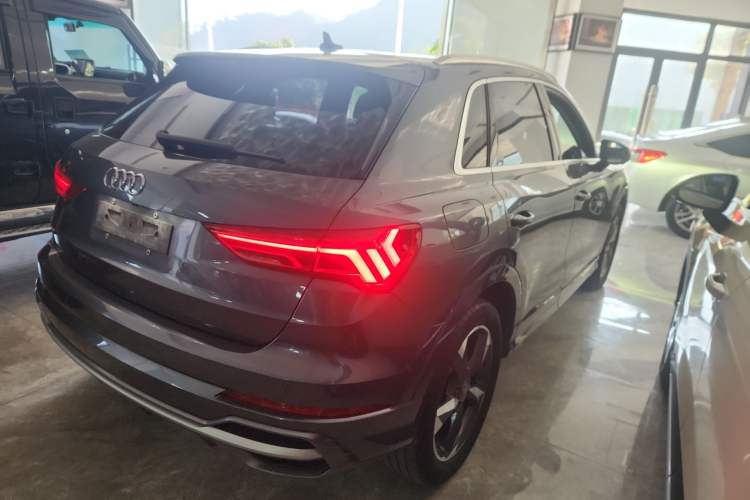 Used Audi Q3 2020 35 TFSI Fashion Dynamic Model Rear Right 45 Deg