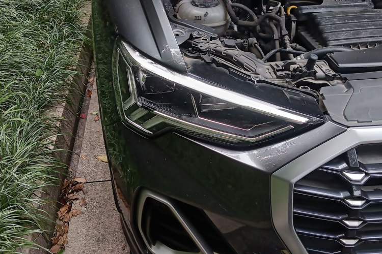 Used Audi Q3 2020 35 TFSI Fashion Dynamic Model Right Front Headlight