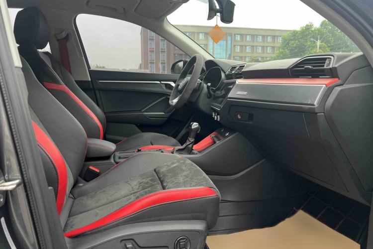 Used Audi Q3 2020 40 TFSI Fashion Dynamic Model Right Front Seat