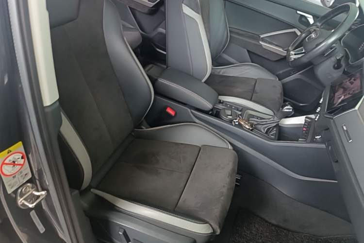Used Audi Q3 2020 35 TFSI Fashion Dynamic Model Right Front Seat