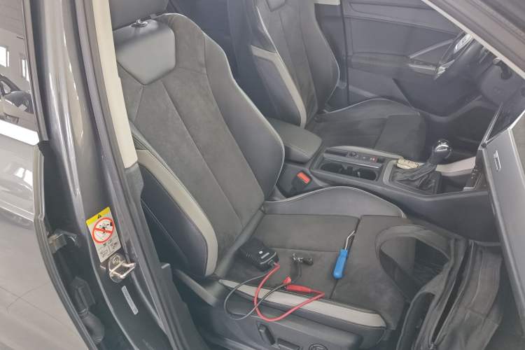 Used Audi Q3 2020 35 TFSI Fashion Dynamic Model Right Front Seat