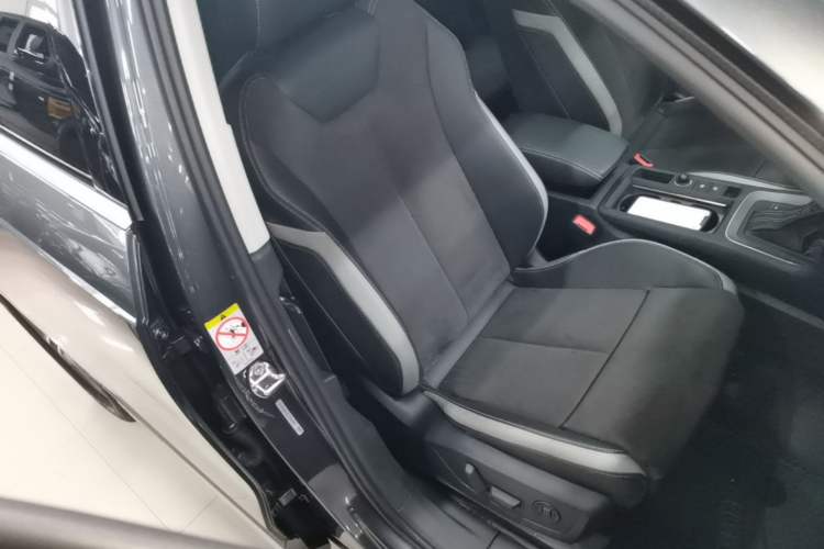 Used Audi Q3 2020 40 TFSI Fashion Dynamic Model Right Front Seat