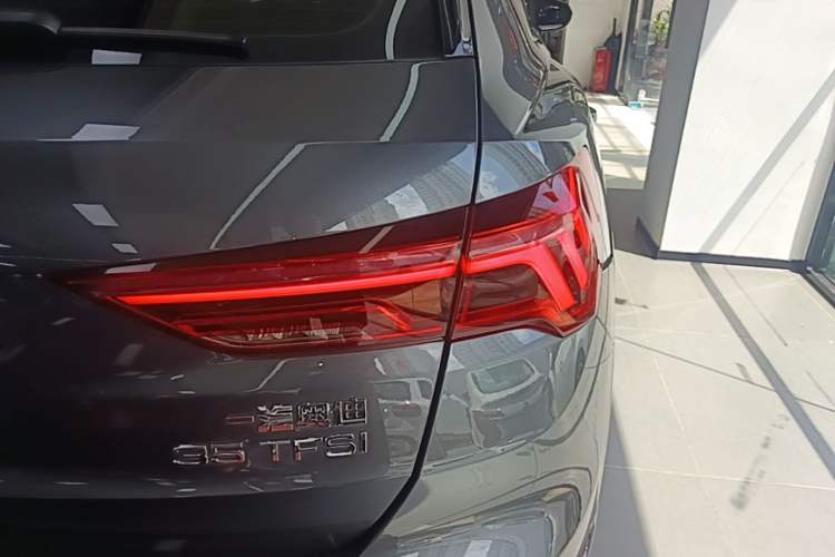 Used Audi Q3 2020 35 TFSI Fashion Dynamic Model Right Rear Taillight