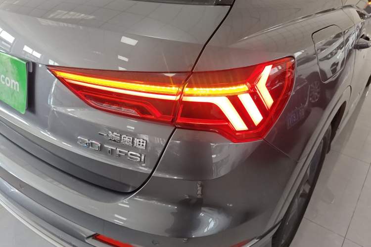 Used Audi Q3 2020 35 TFSI Fashion Dynamic Model Right Rear Taillight