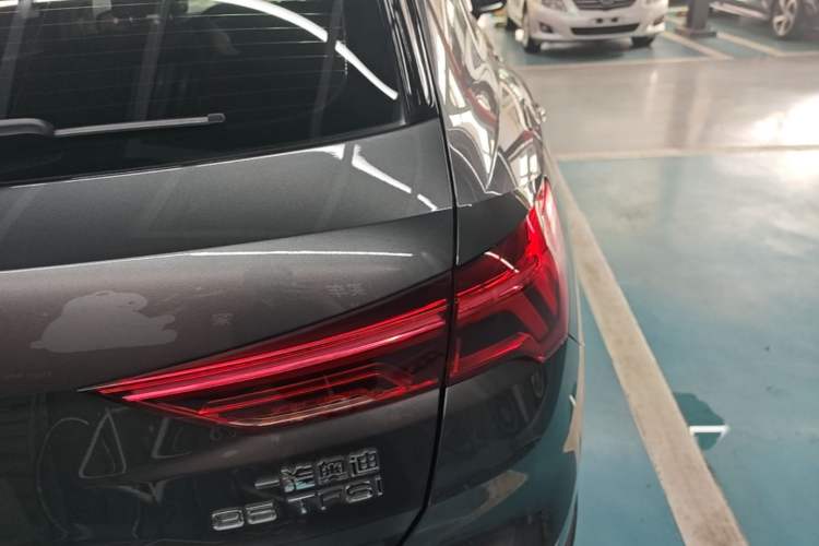 Used Audi Q3 2020 35 TFSI Ambition Dynamic Edition Right Rear Taillight