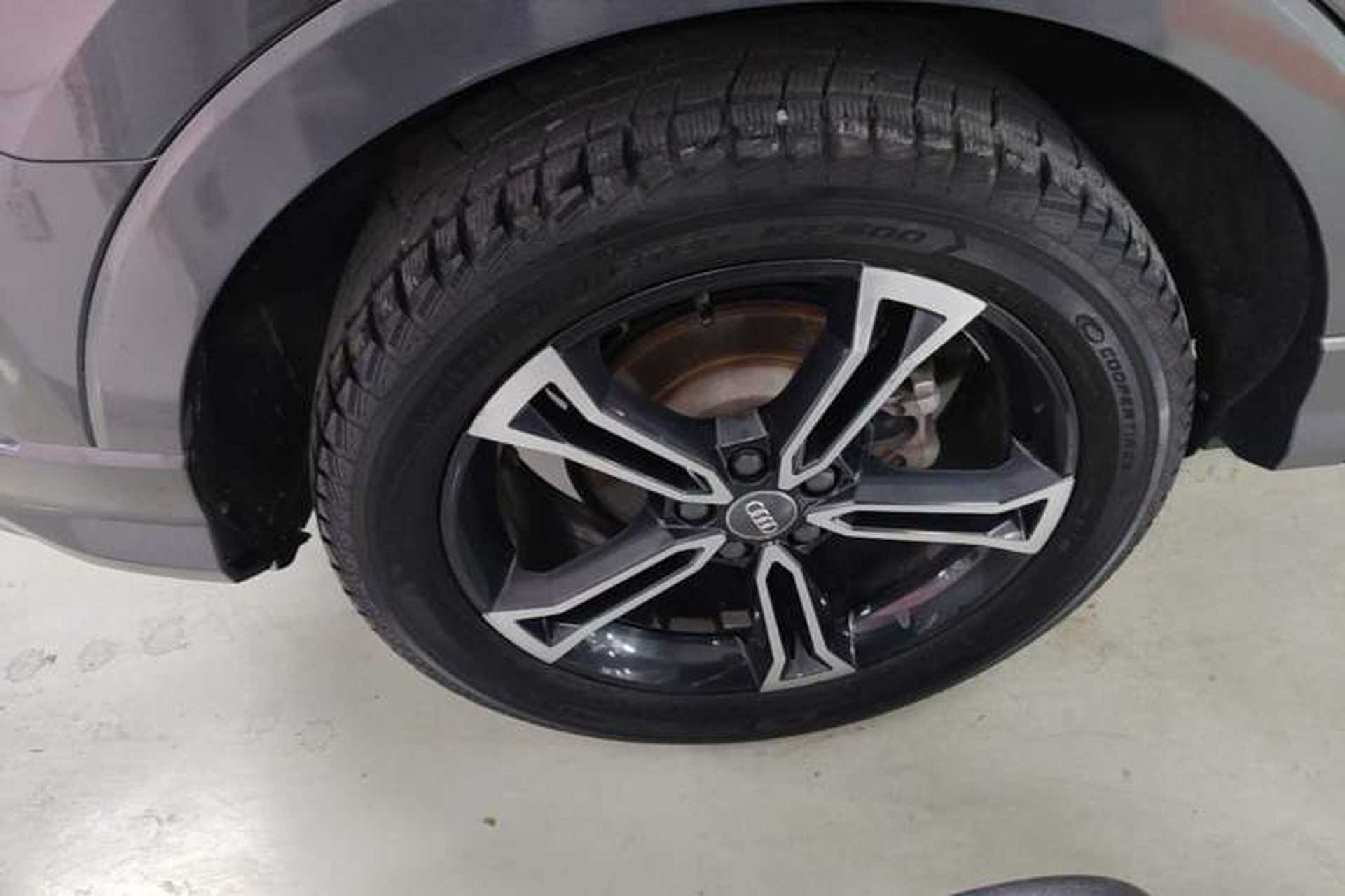 Used Audi Q3 2020 45 TFSI quattro Fashion Dynamic Model Right Rear Wheel Hub