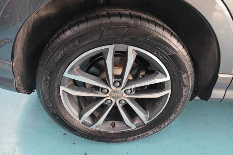 Used Audi Q3 2020 35 TFSI Ambition Dynamic Edition Right Rear Wheel Hub