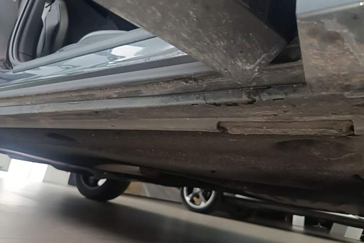 Used Audi Q3 2020 35 TFSI Fashion Dynamic Model Right Side Sill