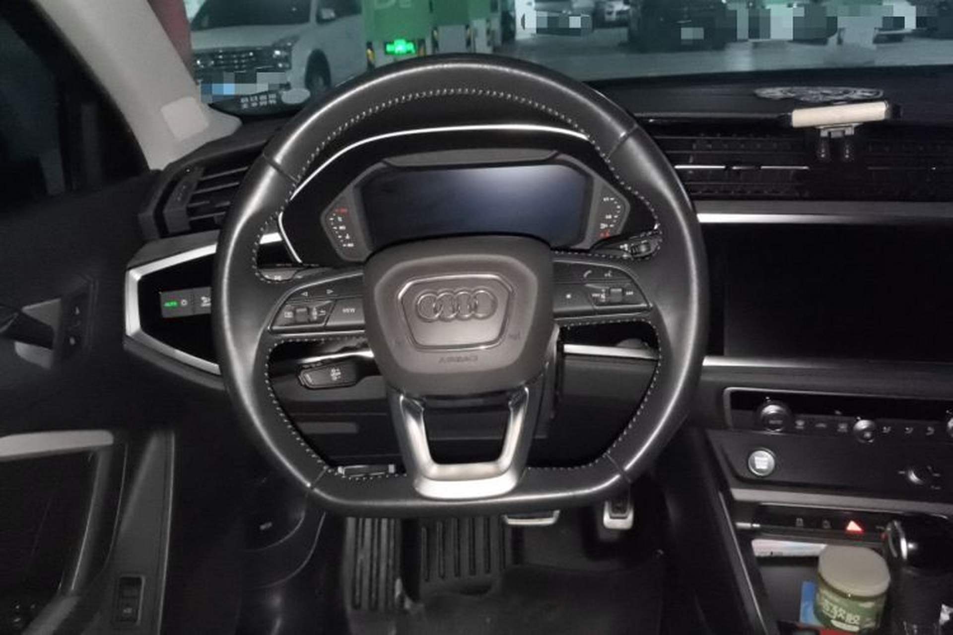 Used Audi Q3 2020 35 TFSI Fashion Dynamic Model Steering Wheel