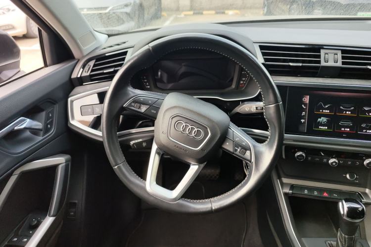 Used Audi Q3 2020 35 TFSI Ambition Dynamic Edition Steering Wheel