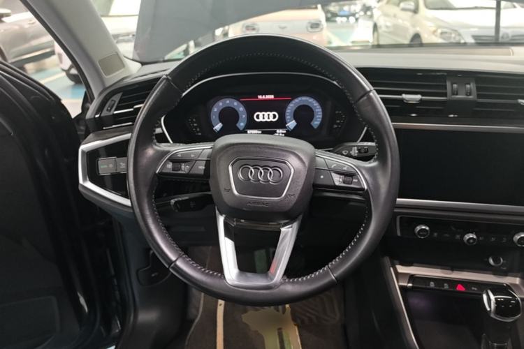 Used Audi Q3 2020 35 TFSI Ambition Dynamic Edition Steering Wheel