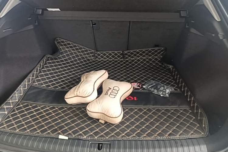 Used Audi Q3 2020 35 TFSI Fashion Dynamic Model Trunk