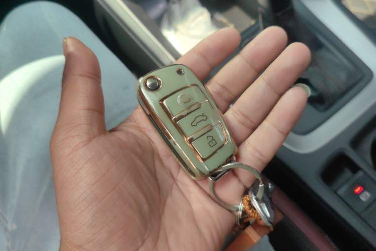 Used Audi Q3 2020 35 TFSI Fashionable and Elegant Model Vehicle Key