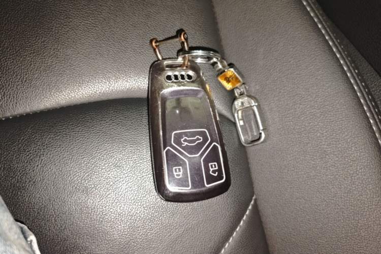 Used Audi Q3 2020 35 TFSI Ambition Style Edition Vehicle Key