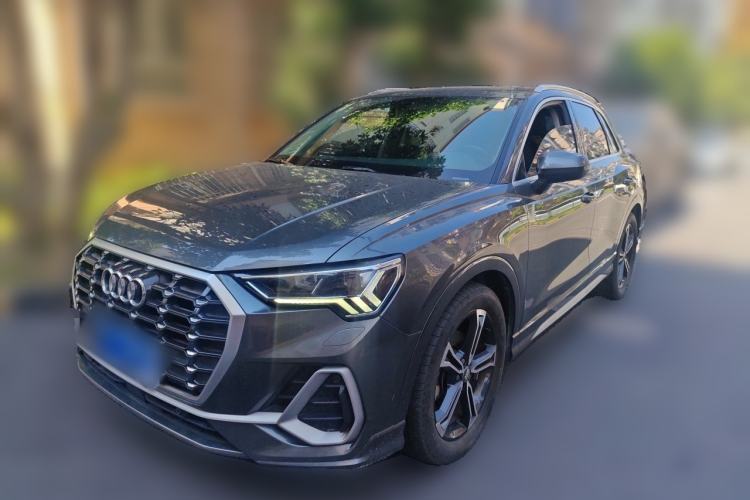Used Audi Q3 2020 35 TFSI Ambition Dynamic Edition Guazi used car, China used car export, Used car for sale, Used cars, Cheapest cars for sale