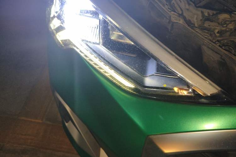 Used Audi Q3 2020 35 TFSI Fashion Dynamic Model Right Front Headlight