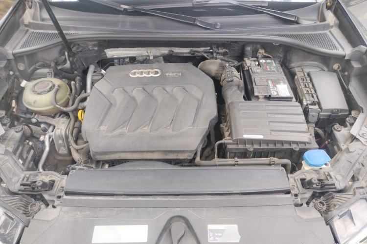 Used Audi Q3 2020 40 TFSI Fashion Dynamic Model Engine Bay