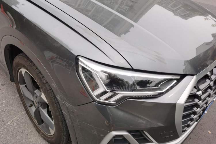 Used Audi Q3 2020 35 TFSI Fashion Dynamic Model Right Front Headlight