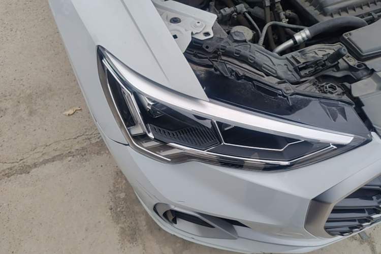 Used Audi Q3 2020 35 TFSI Fashion Dynamic Model Right Front Headlight