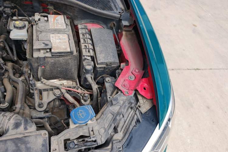 Used Audi Q3 2020 35 TFSI Fashionable and Elegant Model Engine Bay Left
