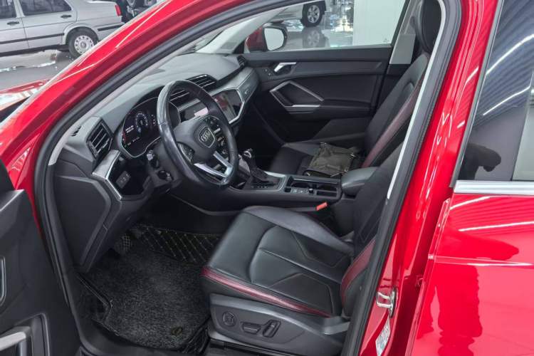 Used Audi Q3 2020 35 TFSI Fashionable and Elegant Model Interior 2