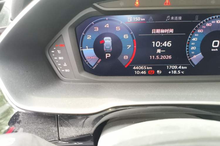 Used Audi Q3 2020 35 TFSI Fashion Dynamic Model Odometer Close Up