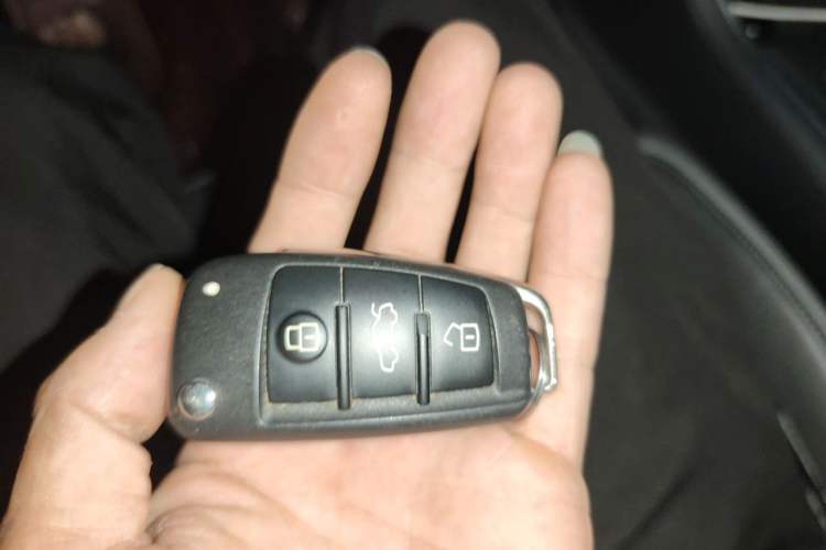 Used Audi Q3 2020 35 TFSI Fashion Dynamic Model Vehicle Key