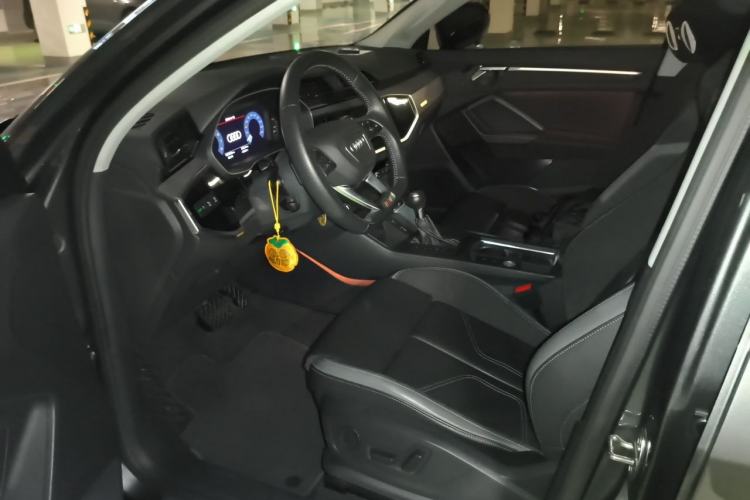 Used Audi Q3 2020 40 TFSI Fashion Dynamic Model Driver Seat
