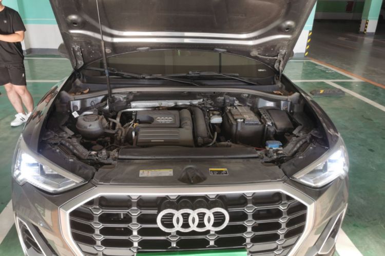 Used Audi Q3 2020 35 TFSI Fashion Dynamic Model Engine Bay