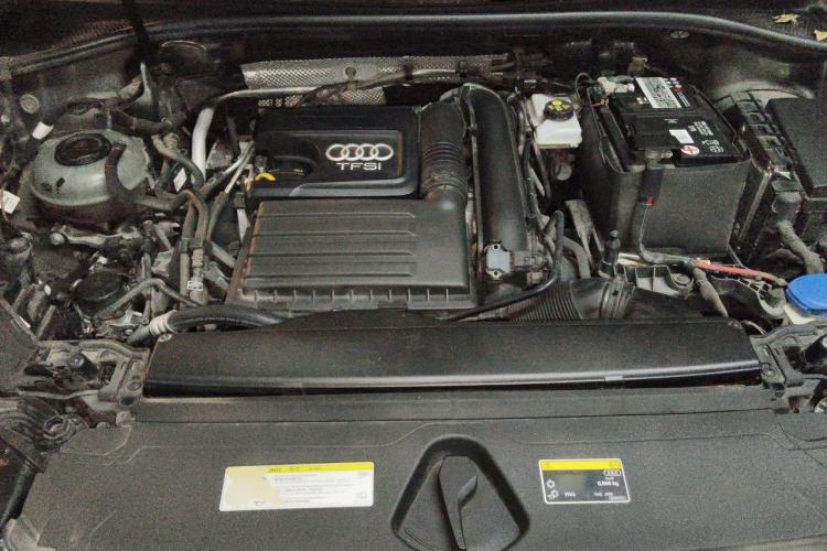 Used Audi Q3 2020 35 TFSI Fashion Dynamic Model Engine Bay