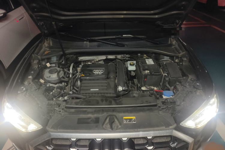 Used Audi Q3 2020 35 TFSI Fashion Dynamic Model Engine Bay
