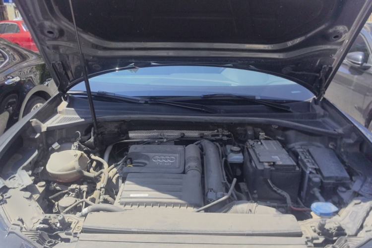 Used Audi Q3 2020 35 TFSI Fashion Dynamic Model Engine Bay