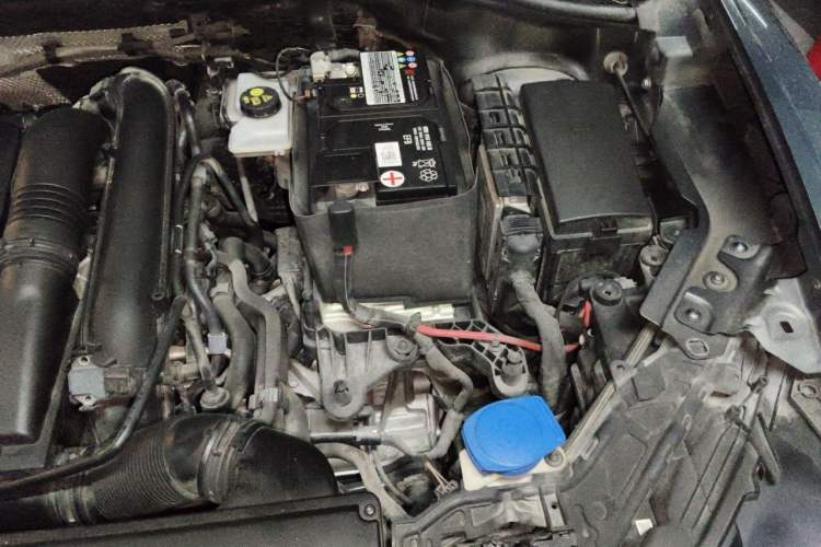 Used Audi Q3 2020 35 TFSI Fashion Dynamic Model Engine Bay Left