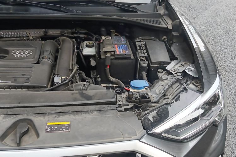 Used Audi Q3 2020 35 TFSI Fashion Dynamic Model Engine Bay Left