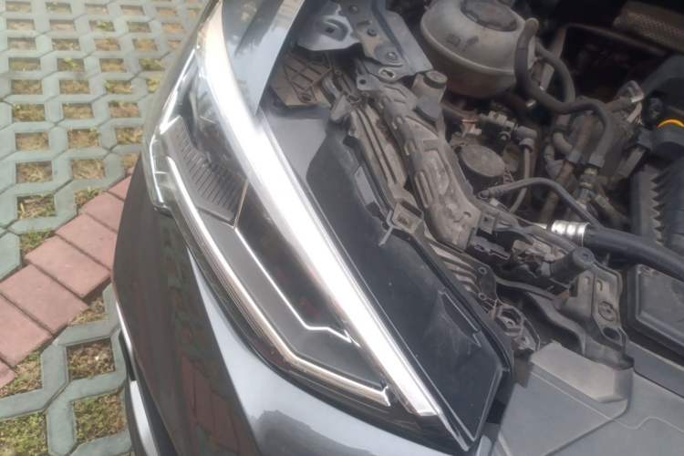 Used Audi Q3 2020 35 TFSI Ambition Dynamic Edition Engine Bay Right