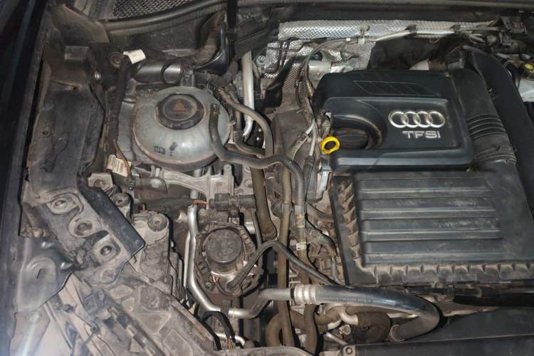 Used Audi Q3 2020 35 TFSI Fashionable and Elegant Model Engine Bay Right