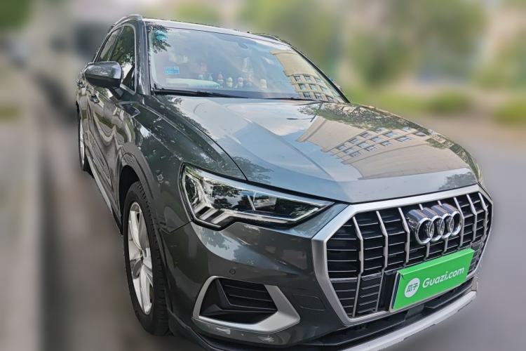 Used Audi Q3 2020 35 TFSI Fashionable and Elegant Model Front Right 45 Deg