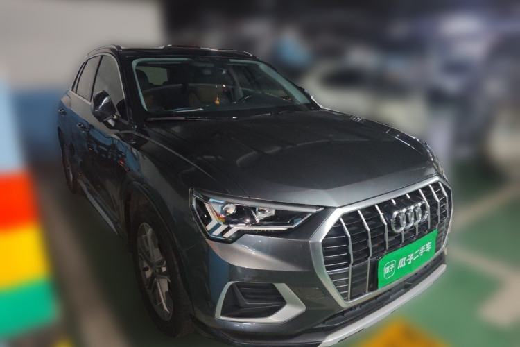 Used Audi Q3 2020 35 TFSI Fashionable and Elegant Model Front Right 45 Deg