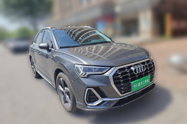 Used Audi Q3 2020 35 TFSI Fashion Dynamic Model Front Right 45 Deg