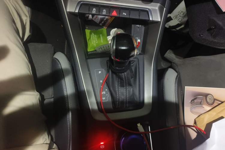 Used Audi Q3 2020 35 TFSI Fashion Dynamic Model Gear Lever