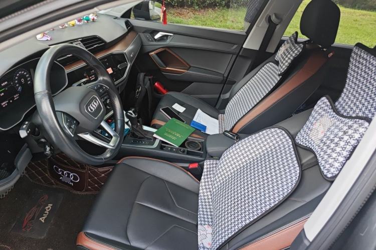 Used Audi Q3 2020 35 TFSI Fashionable and Elegant Model Left Front Seat