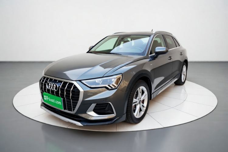 Used Audi Q3 2020 35 TFSI Fashionable and Elegant Model Guazi used car, China used car export, Used car for sale, Used cars, Cheapest cars for sale