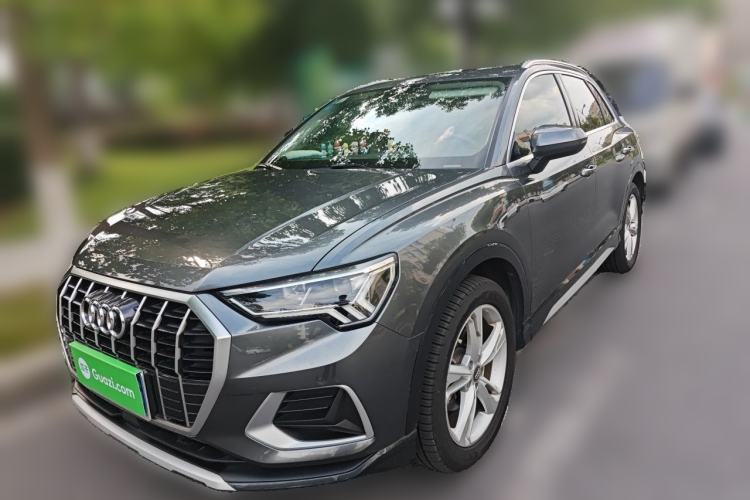 Used Audi Q3 2020 35 TFSI Fashionable and Elegant Model Guazi used car, China used car export, Used car for sale, Used  cars, Cheapest cars for sale