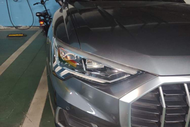Used Audi Q3 2020 35 TFSI Fashionable and Elegant Model Right Front Headlight